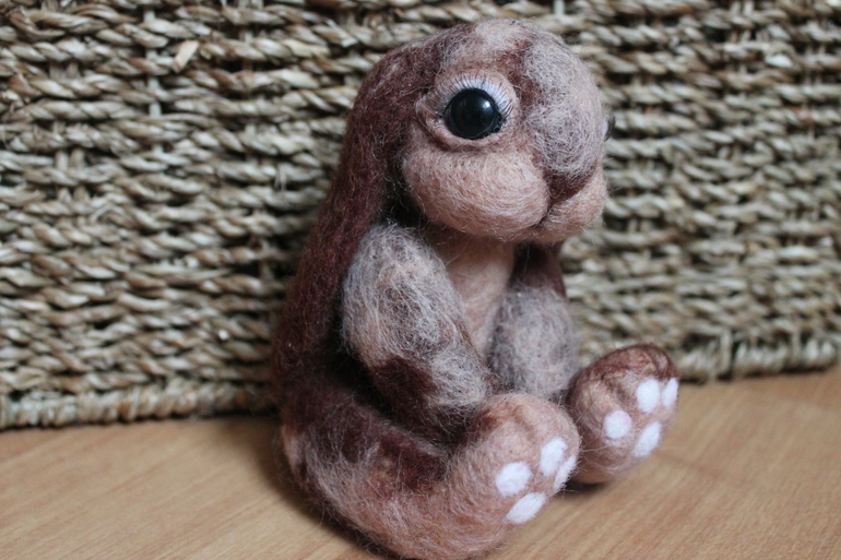 зайчонок Том