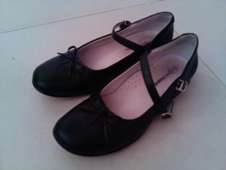 Распродажа детской обуви б\у размеры.