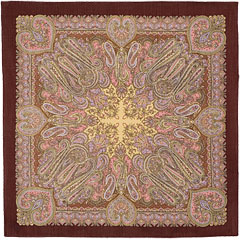 Теплый аксессуар - павлопосадский платок.