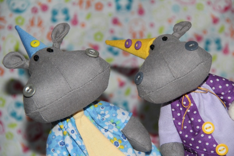 БЕГЕМОТЫ на выставку...