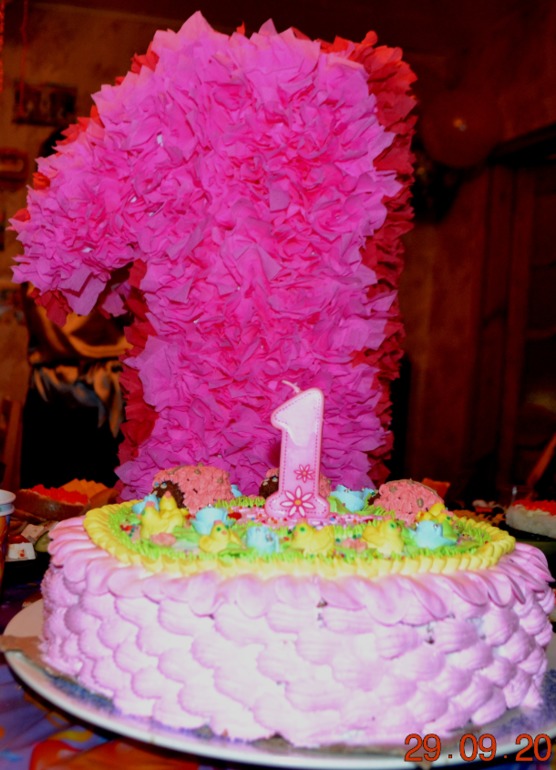 Наше ГОДОВАСИЕ))) Нашей Лизоньке 1 год)