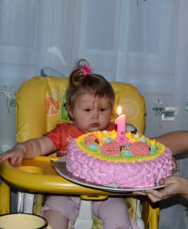 Наше ГОДОВАСИЕ))) Нашей Лизоньке 1 год)