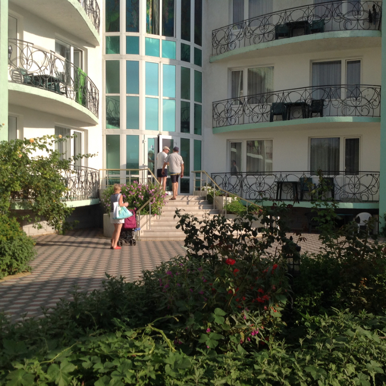 Лиана отель евпатория официальный сайт отзывы