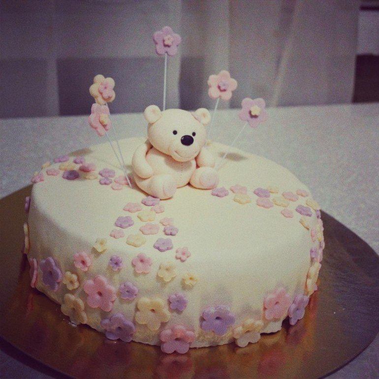 С удовольствием сделаю тортик на годик малышу или малышке!)