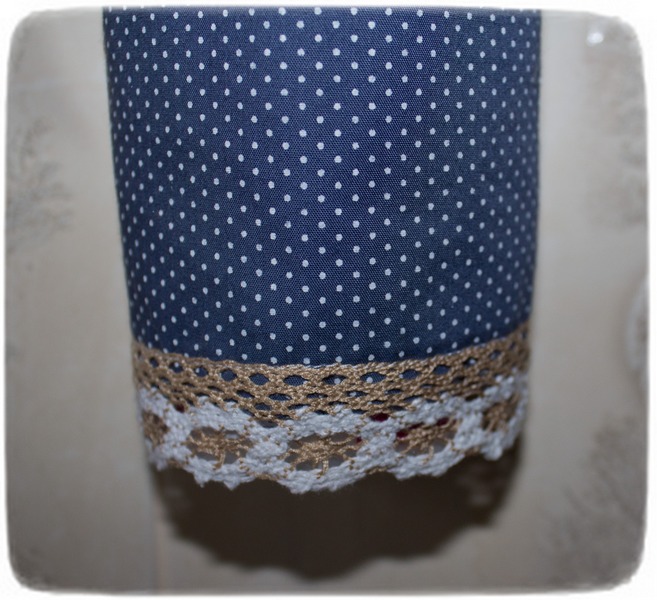 Хранительница ватных палочек для подруги.