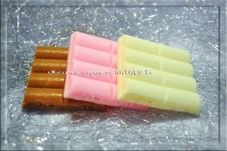 Новый год к нам мчится...))