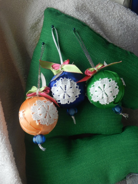 Подарки и елочные украшения ручной работы