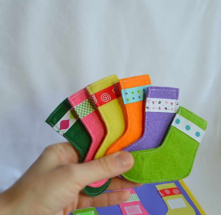 Именная развивающая книжечка)