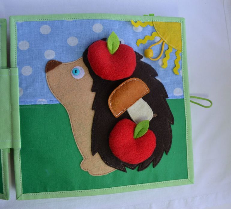 Именная развивающая книжечка)