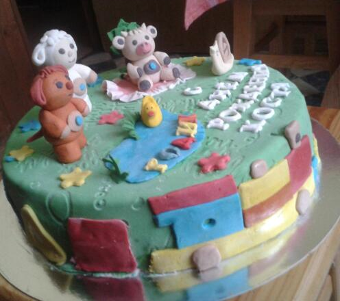 тортик по мотивам Тини Лав