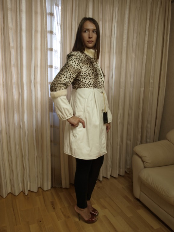 Красивые жилетки и пальто из натурального меха -супер вещь для холодной осени!!! цены от 11 000 рублей