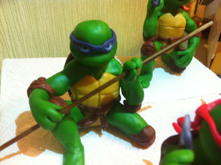 Черепашки ниндзя...
