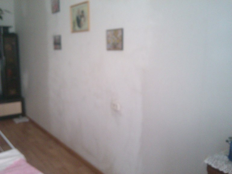 помогите решить проблему с боями на одной стене!!