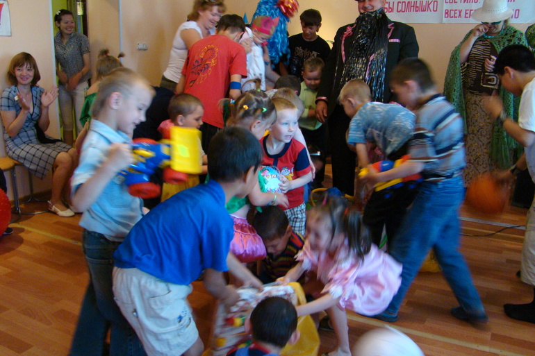 Астрахань, поможем детям