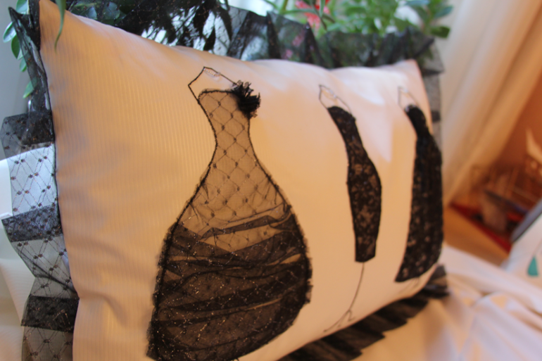 Интерьерная подушка для подружки