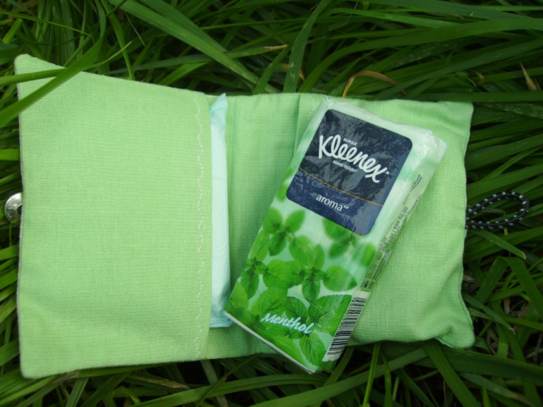 Нужная вещичка в дамской сумочке.