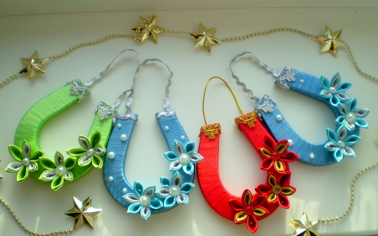 Подарки к новому году Лошади  - подковы  на счастье!