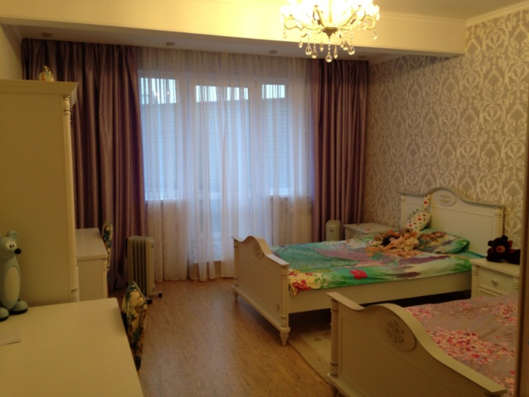 Комната девочек)