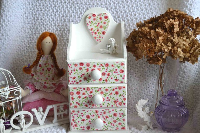 Комодик Нежность