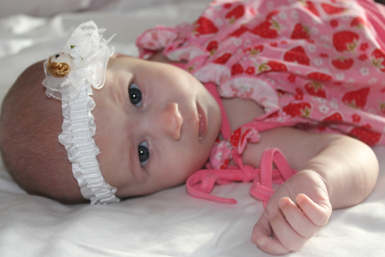 Ритусе без недели 3 месяца))А у нас сладкая клубничка в ноябре))(много фоткоф)