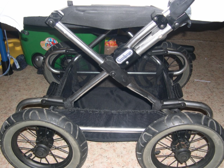 Продам коляску 2 в 1 Emmaljunga Edge Duo Combi
