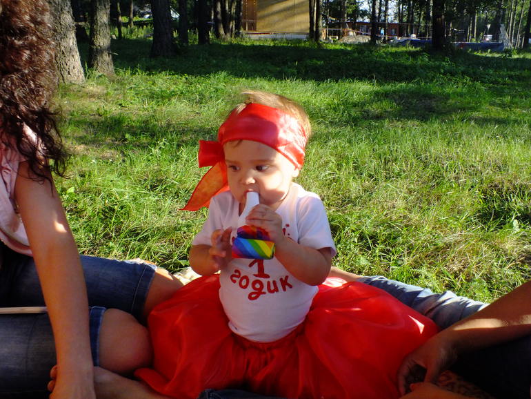 Алисику годик 12.08.2013