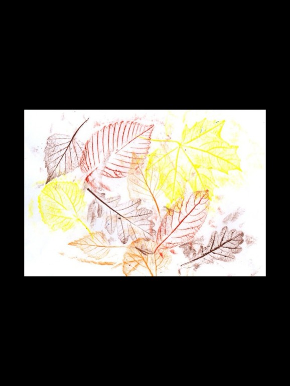 Рисуем листочки с крошкой)))