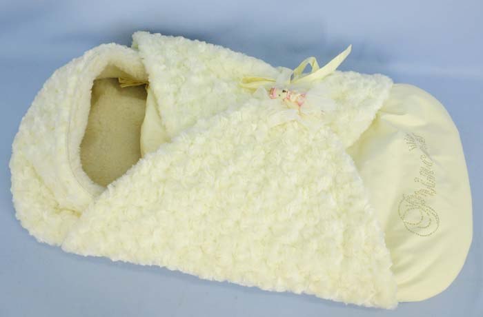 Продаём Конверт на выписку зимний НОВЫЙ (мех овчины) с мягкой игрушкой. Артикул: 010-53b Мелкий опт : 1420 рублей