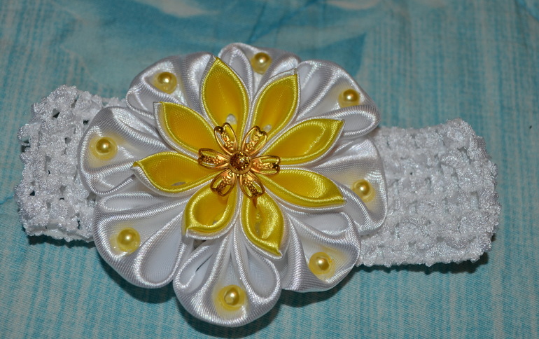 украшения для волос сделаные с теплотой для Вас.