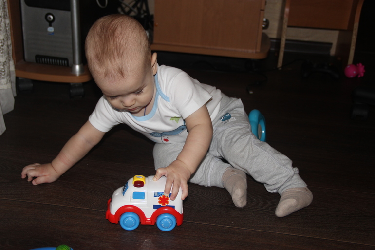 Ярославу 11 месяцев))) месяц до дня рождения)))