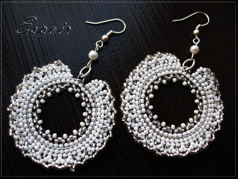 Украшения из бисера. Часть 2)