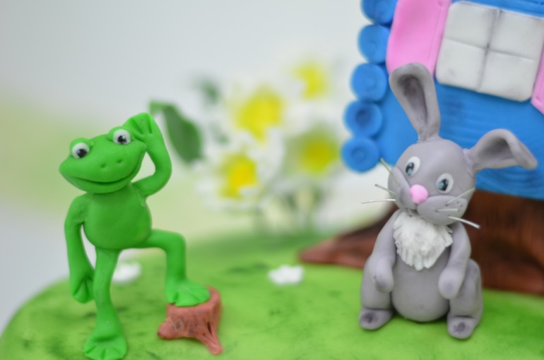 Тортик по мотивам сказки "Теремок"