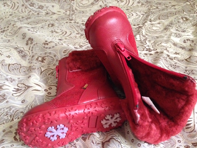 Продаю зимние саожки на девочку р.20