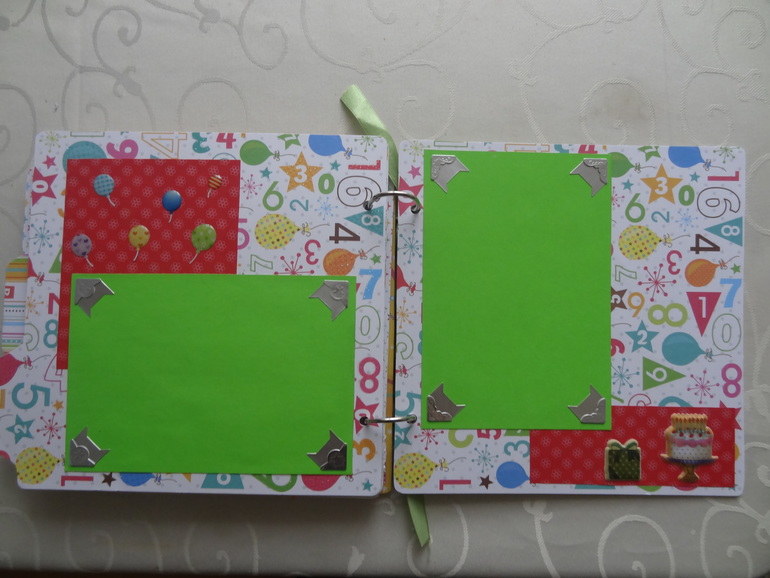 Скромный альбом их того, что было дома))))