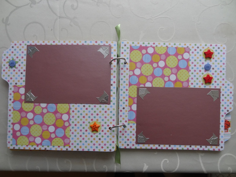 Скромный альбом их того, что было дома))))