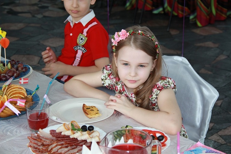 Наш День Рождения. Дианочке 9 лет