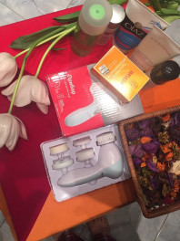 Прибор для очищения лица