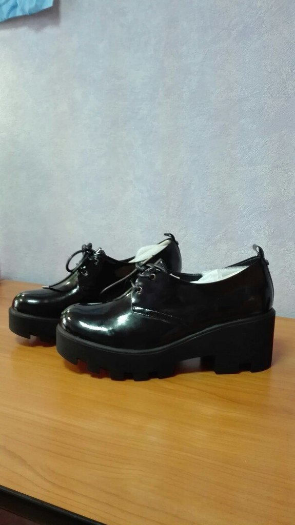 Ботинки грациана 40 размера, идут на 39, 3000 руб.