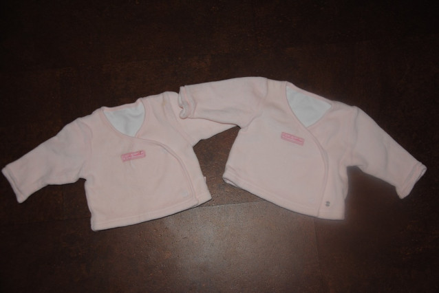 Кофточки-распашонки велюровые Mothercare