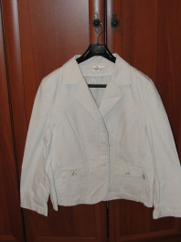 Пиджак бело-серый летний р.50-54