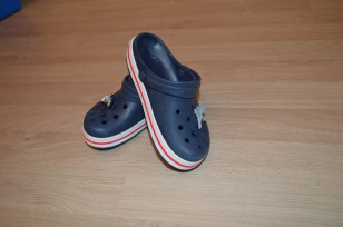 Б/У Кроксы Crocband Kids р.12-13 + 2 Jibbitz