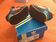 Кроссовки adidas в отличном состоянии 21 р-р