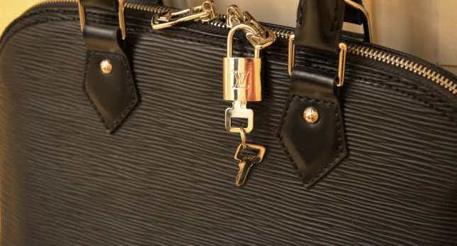 Сумка louis vuitton alma epi оригинал