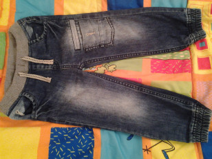 Тонкие джинсы