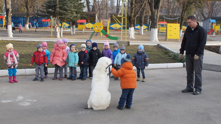Открытое занятие в детском саду у Ратмирчика)