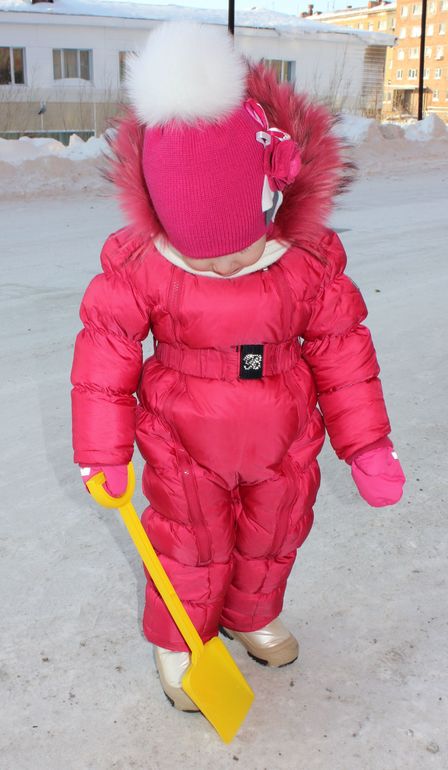 Продам в конце сезона BORELLI (24м) для девочки