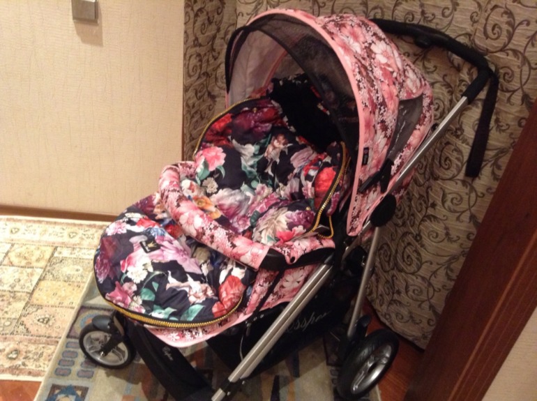 Моя зимняя коляска Esspero X-Drive pink.