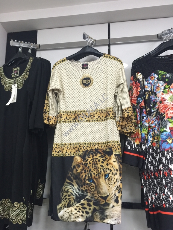 http://olala.lc/katalog/kupit-turetskiye-sport-kostyumi-kombinezoni/Jenskie_kostyumi-la_julyet-563396ec2aba7