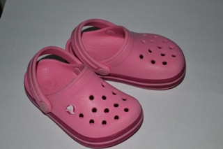Crocs для девочки б/у, размер 4/5.