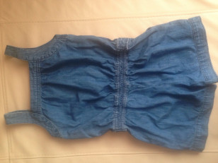 Джинсовый комбинезон для девочки 4-5 лет